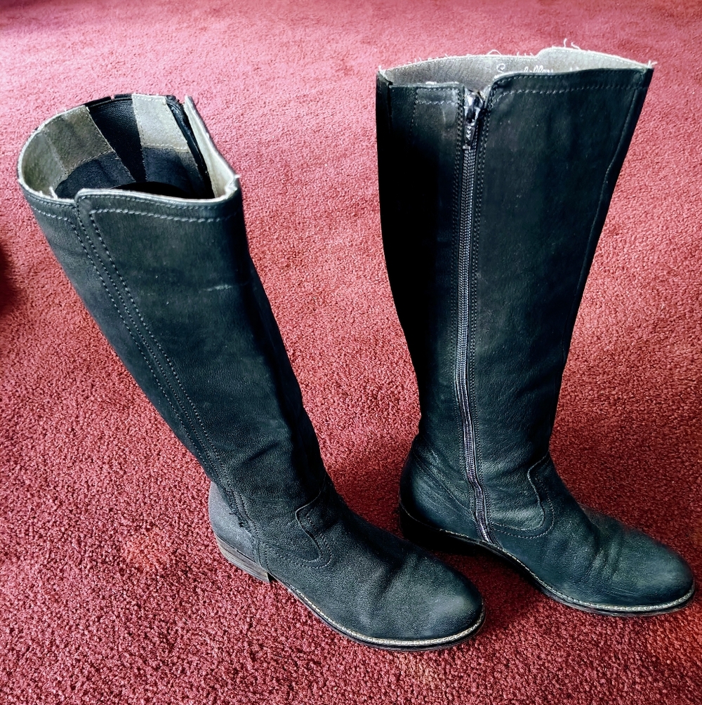 Seychelles Genuine Black Leather Knee-Hi Boots Low Heel Side Zip 8.5 Good Cond!
